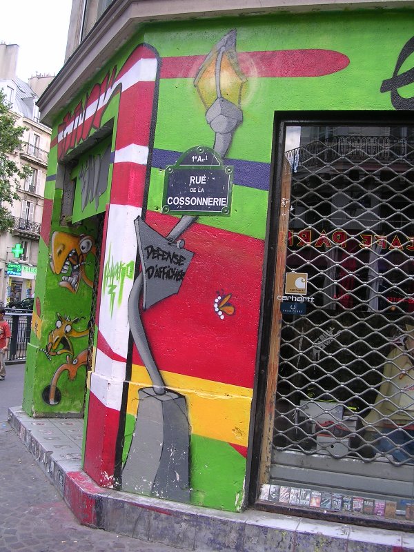 GRAFFITI SHOP A PARIGI